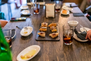 Barcelona: El Born/Gothic Quarter Wine and Tapas Bar Tour