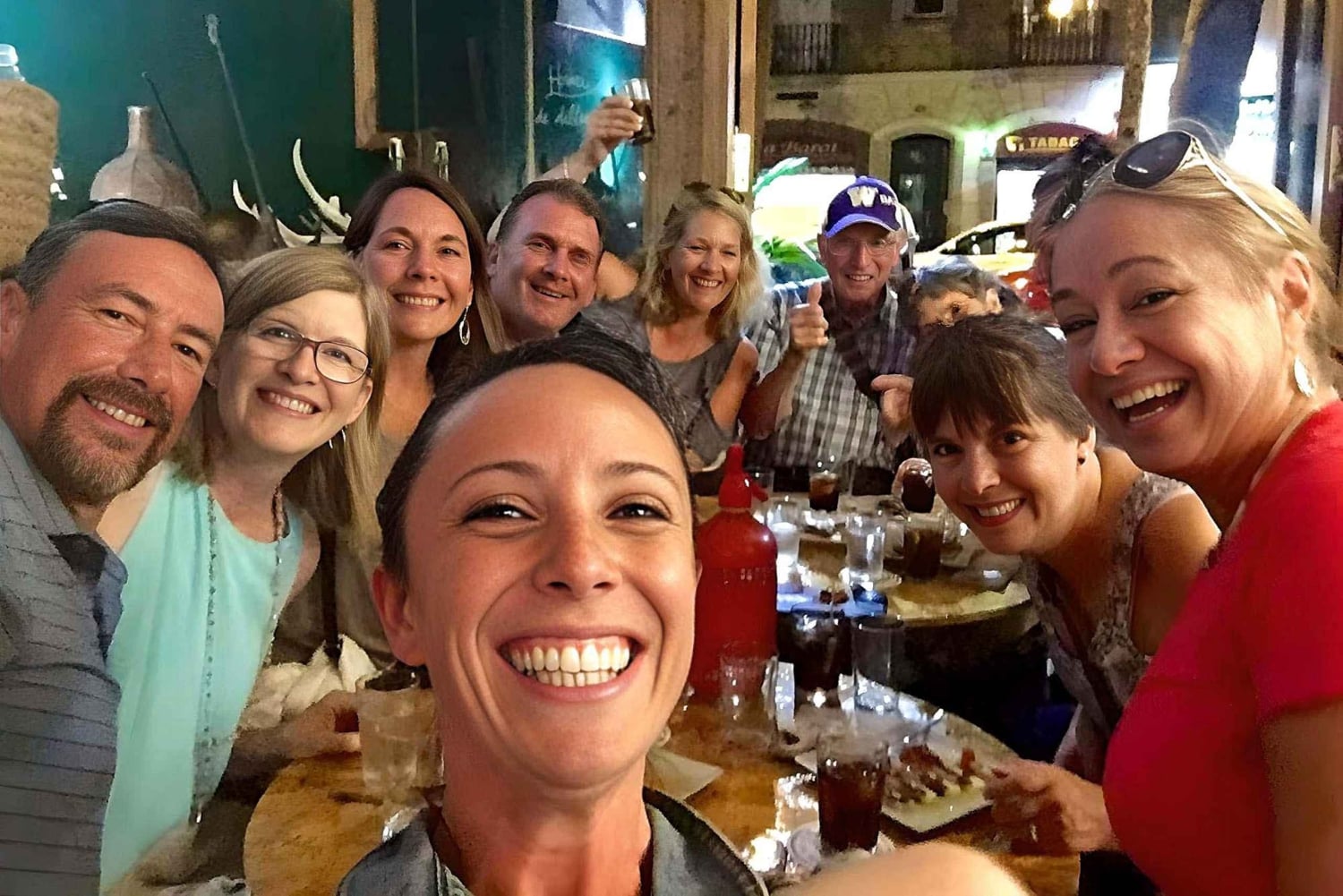 Barcelona: Tapas-tur med full måltid og drikke inkludert