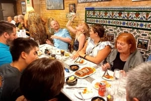 Barcelona: Tapas-tur med full måltid og drikke inkludert