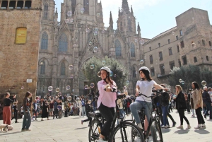 Barcelona - Tapas provsmakning Tapasprovningstur med vanlig cykel eller elcykel