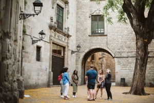 Barcelona: Tapas Tasting Tour in the Gothic Quarter