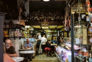Barcelona: Tapas Tasting Tour in the Gothic Quarter