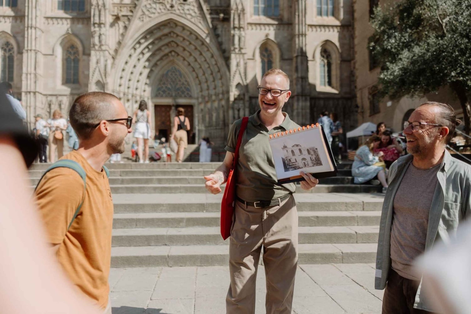 Barcelona: Tapas, vin og historie i den gamle bydel