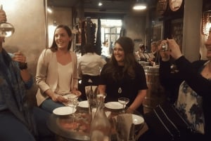 Barcelona: Tapas & Wine Walking Tour w/ Flamenco Show