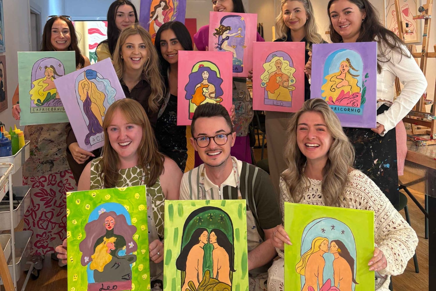 Барселона: гадание на картах Таро, рисование и вино!