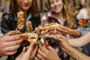 Barcelona: Tipsy Tapas Food Crawl Walking Tour with Tastings