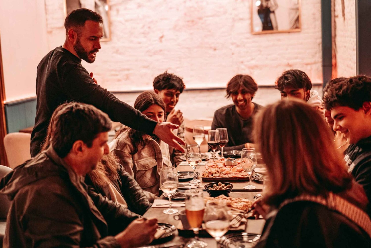 Barcelona: Tipsy Tapas & History Tour i det gotiska kvarteret