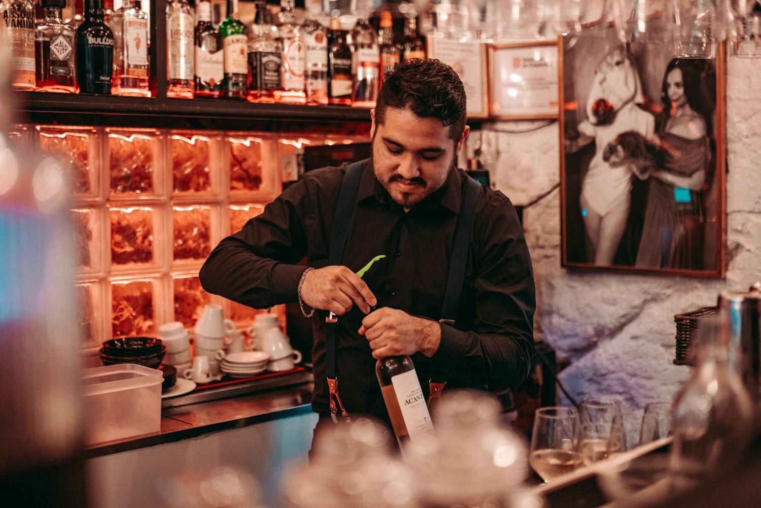 Barcelona: Tipsy Tapas & History Tour i det gotiska kvarteret