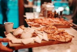 Barcelona: Tipsy Tapas & History Tour i det gotiska kvarteret