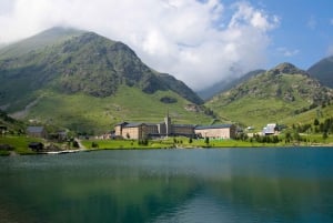Von Barcelona nach Vall de Núria: Pyrenäen Bergwanderung Tour