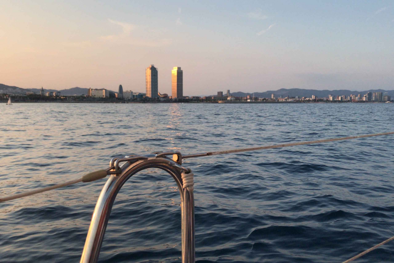 Barcelona: Private Yacht Cruise with Guide