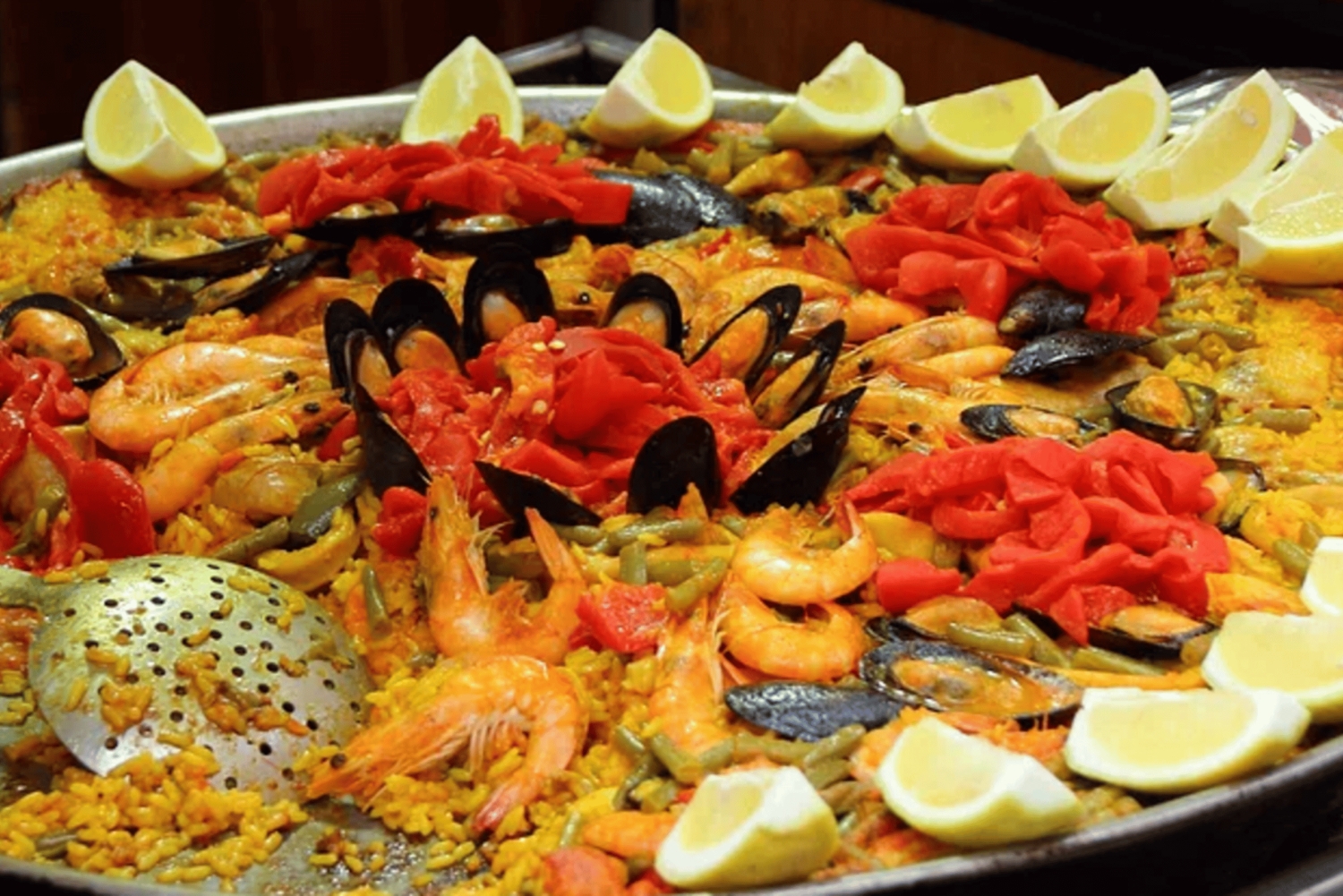 Barcelona: Visita Besalú e paella em Tossa de Mar