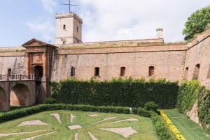 Wycieczka do Barcelony: Kolejka linowa Montjuic i gotycka wycieczka piesza