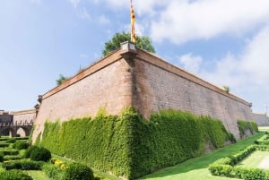 Wycieczka do Barcelony: Kolejka linowa Montjuic i gotycka wycieczka piesza
