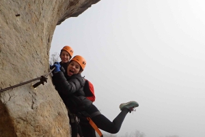 Barcelona, Spanien Via Ferrata Baumes Corcades i Centelles