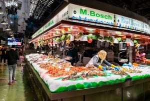 バルセロナ：モンジュイック城とケーブルカーのウォーキングツアー