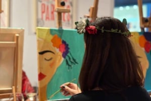 Barcelona: ¡Vino y arte! Vino ilimitado y artistas locales