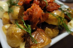 Barcelona: Cata de vinos y cena maridaje de tapas de 5 platos