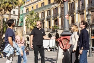 Barcelona: City Highlights Walking Tour with Sagrada Familia