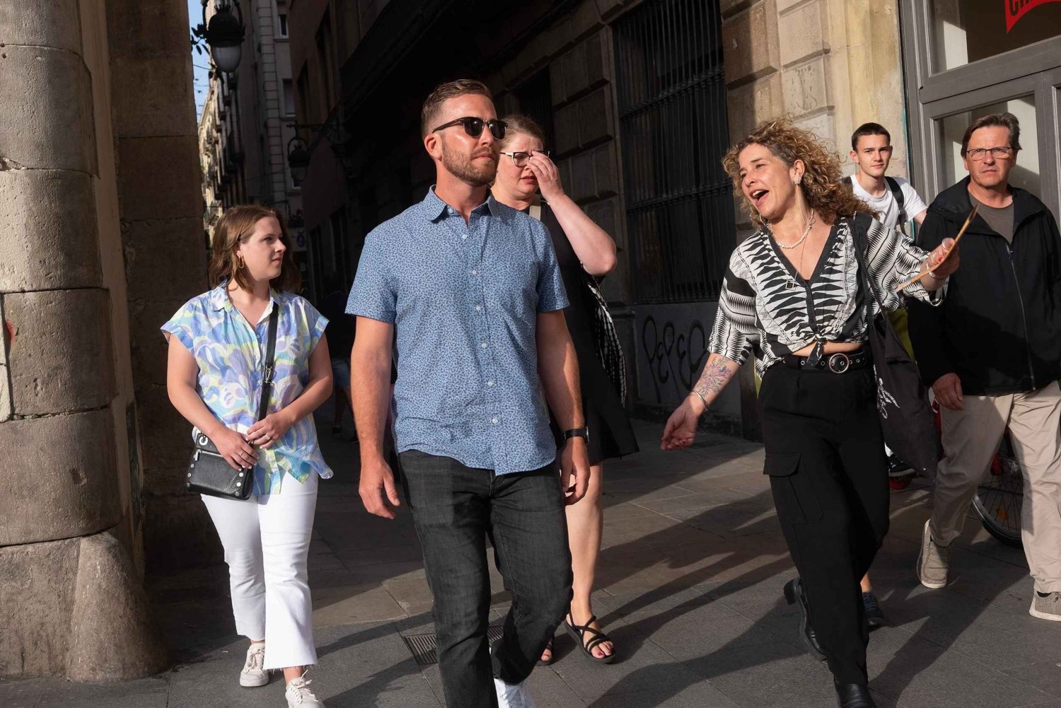 Barcelona's Old Quarter Hidden Corners with Food & Wine