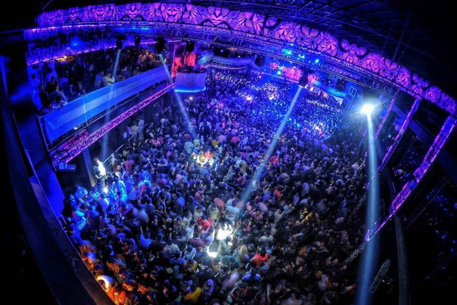 BCN Night Card - Le meilleur moyen de profiter de la vie nocturne à Barcelone