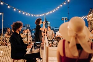 Visita noturna à Casa Batlló com música ao vivo no terraço