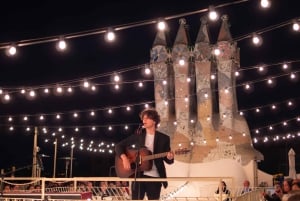 Visita noturna à Casa Batlló com música ao vivo no terraço