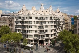 Barcelona: Casa Milà Skip-the-Line Ticket and Audio Guide