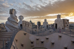 Barcelona: La Pedrera-Casa Milà Billet & Audio Guide Option