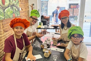 Chocolate express workshop for families and kids in Barcelona