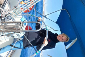 Barcelona Sailing Tour Drinks, snacks Swim & Stunning Views