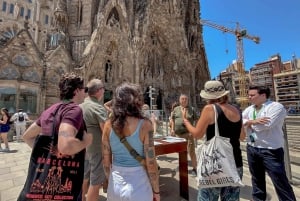 Early Access to Sagrada Familia w/ Optional Tower Access