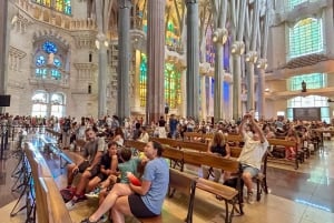 Early Access to Sagrada Familia w/ Optional Tower Access