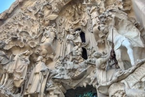 Early Access to Sagrada Familia w/ Optional Tower Access