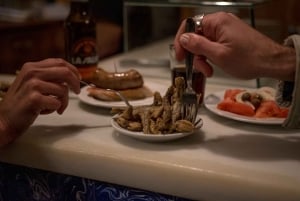 バルセロナで地元の人のように食べる：タパス、ワイン、伝統