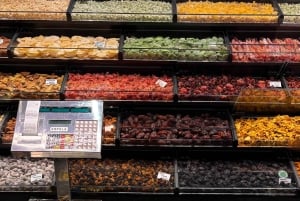 バルセロナで地元の人のように食べる：タパス、ワイン、伝統