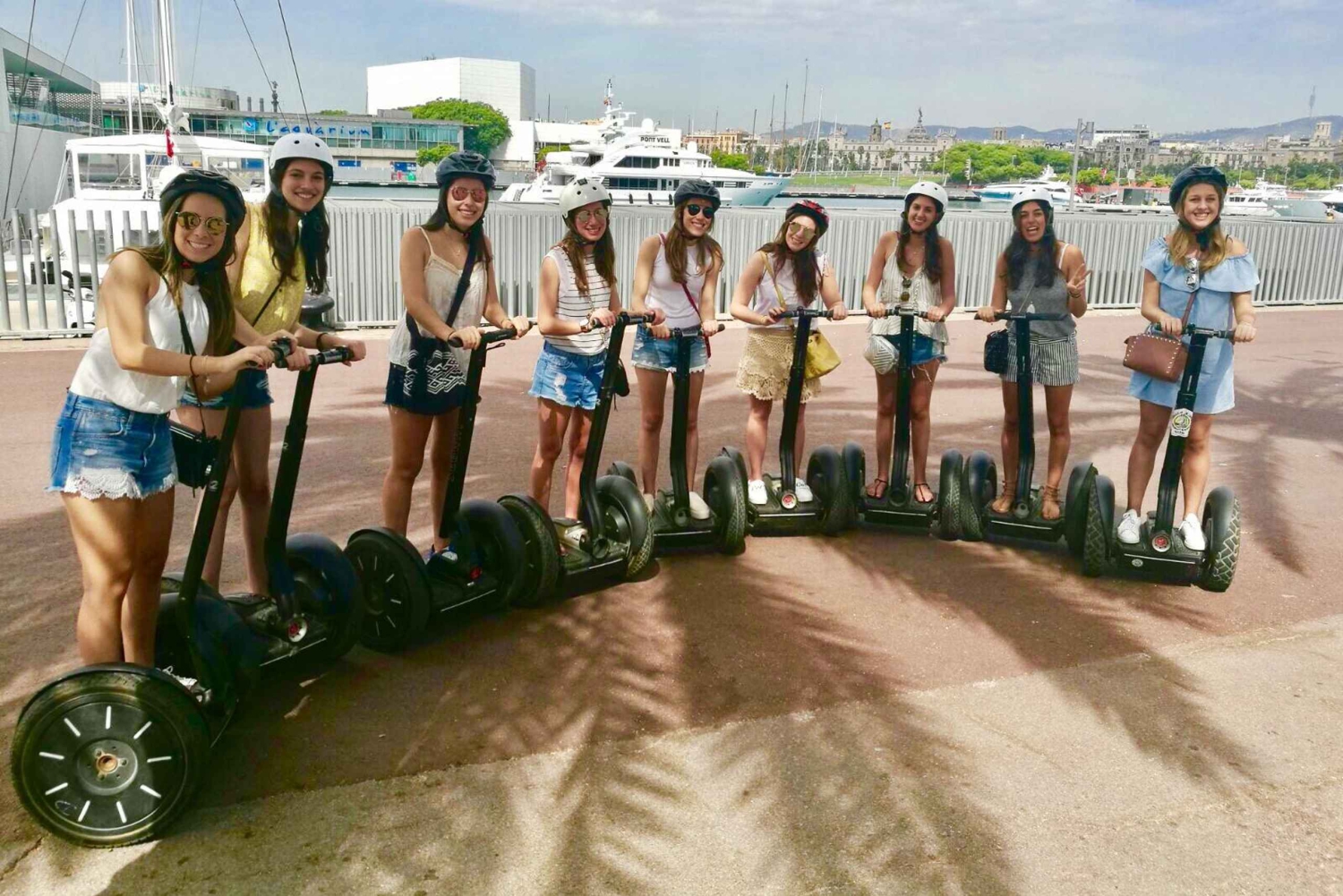 Desfrute de um tour guiado de Segway em Barcelona