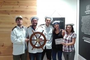 Barcellona: Esperienza di Escape Room e crociera in barca a vela