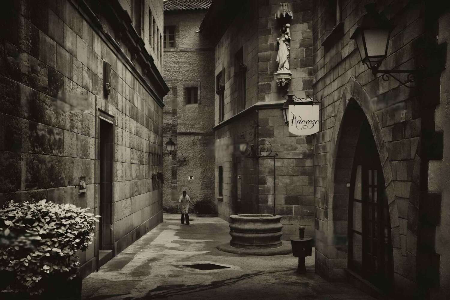 Barcelona - Stadens höjdpunkter Kvällsrundvandring med stadsvandringens höjdpunkter