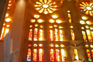 Explore Montserrat and La Sagrada Familia in one day