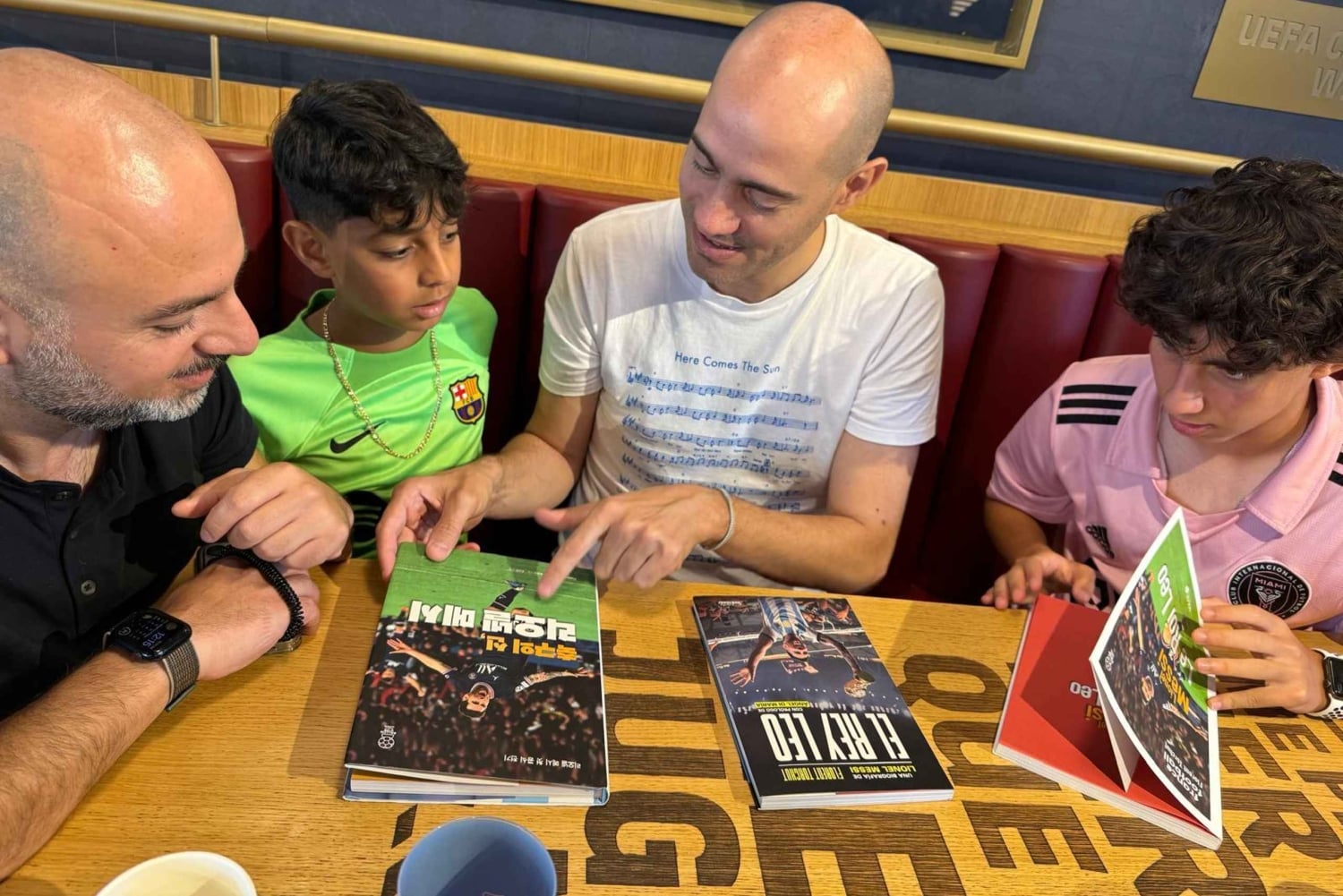 Пройдите по стопам Лео Месси в Барселоне