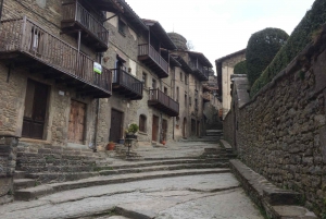 From Barcelona: Collsacabra Cliffs Hike and Rupit Tour