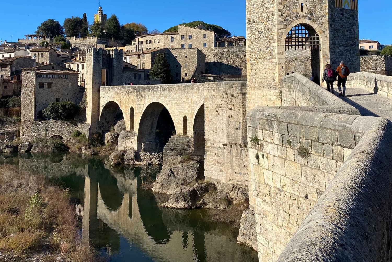 From Barcelona: Girona, Besalú & Medieval Villages Day Trip