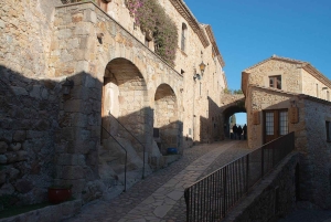 Desde Barcelona: Girona y Costa Brava Tour Juego de Tronos