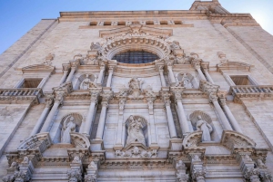 Из Барселоны: полный день в Жироне