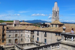 From Barcelona: Girona Game of Thrones and Montserrat Tour