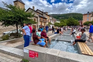 From Barcelona: Guided Day Trip to Andorra and France