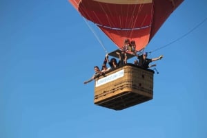 From Barcelona: Hot Air Balloon Flight at Sunrise