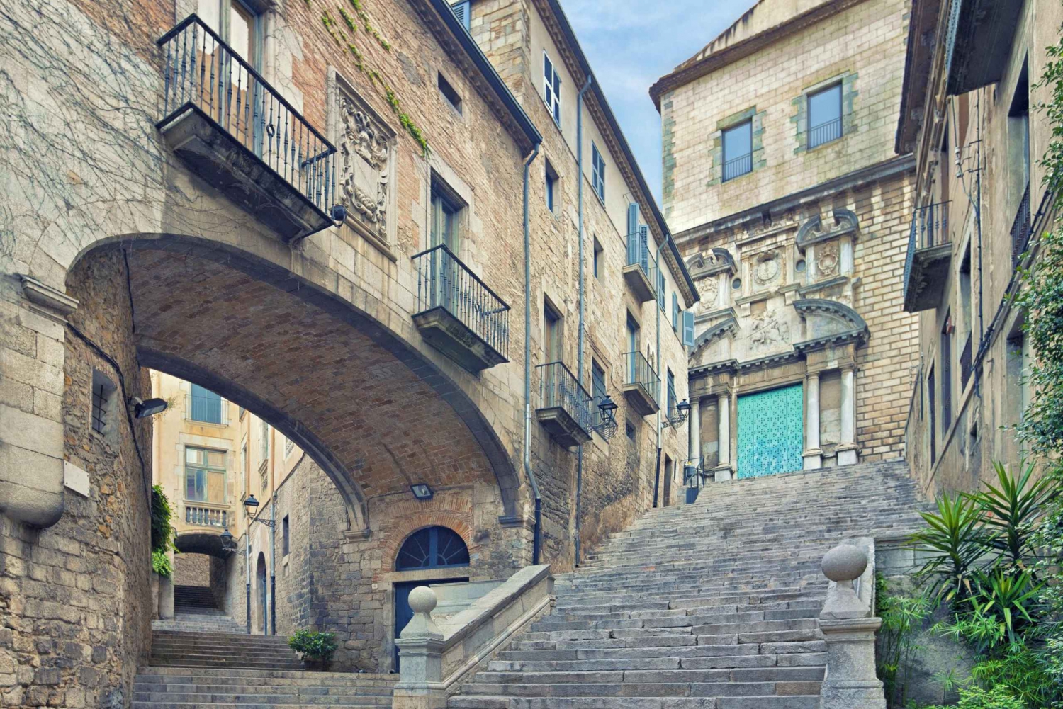 From Barcelona: Medieval Girona Tour