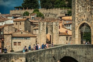 From Barcelona: Medieval Villages Day Tour